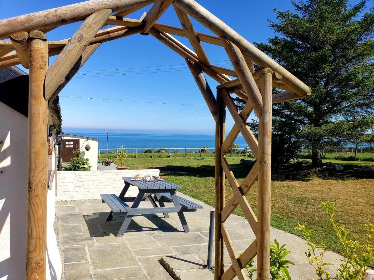 Byre Cottages & Log Cabin Cardigan Ngoại thất bức ảnh