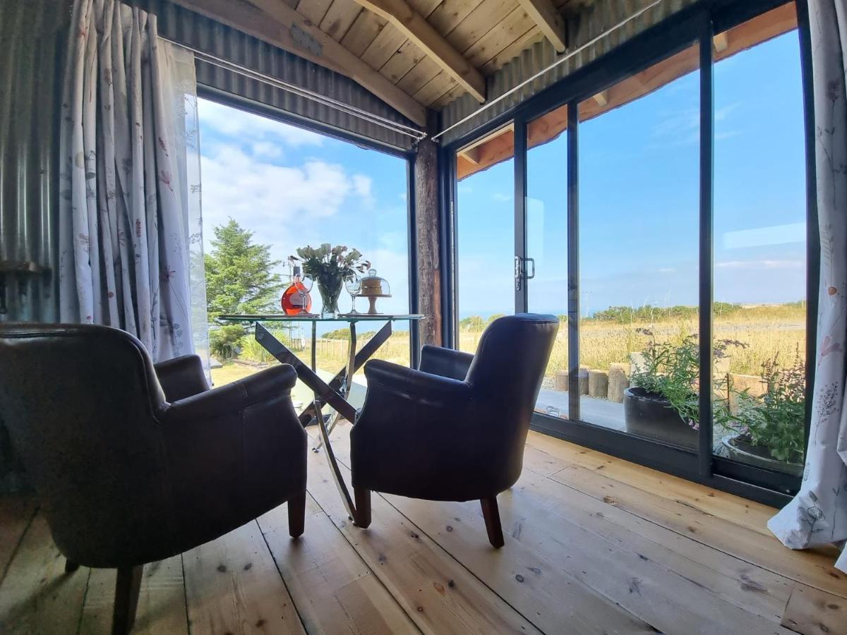 Byre Cottages & Log Cabin Cardigan Ngoại thất bức ảnh